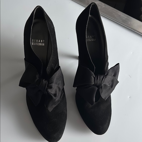 Stuart Weitzman Black Women's Heels with bow detail Sz 9 - Picture 1 of 6